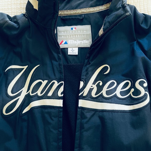 COPY - New York Yankees Bomber Jacket - Picture 2 of 2